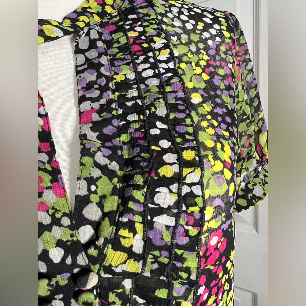 💫 Apostrophe short sleeve modest sheer ruffle front multicolor blouse - Picture 14 of 16